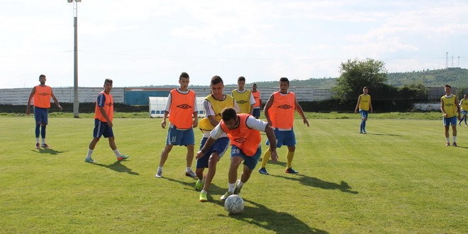 AMICAL PANDURII 2 / FC Academica Piteşti – Pandurii (2) 4-2 (2-2)