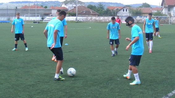 PANDURII 2 / Echipa a doua a clubului Pandurii susţine un turneu de patru meciuri amicale