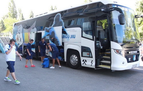 VIDEO / PLECAREA LA MEDIAŞ A ECHIPEI PANDURII JOI 28 AUGUST