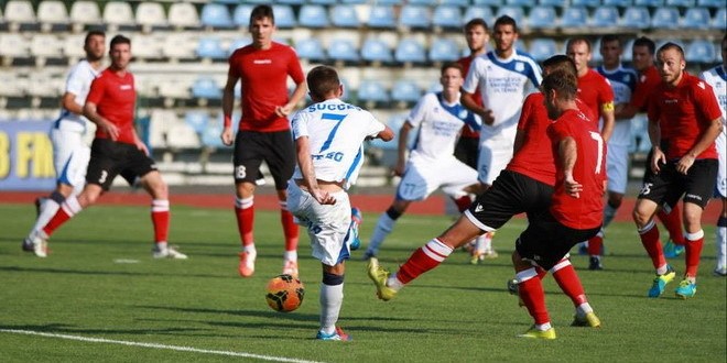 Derby gorjean la liga a III-a ! Pandurii II Târgu Jiu întâlneşte vineri pe Minerul Motru