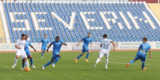 FOTO / IMAGINI MECI AMICAL CSU CRAIOVA – PANDURII TÂRGU JIU 11 10