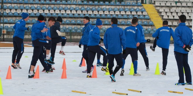 Pandurii Târgu Jiu s-a reunit astăzi sub comanda lui Edi Iordănescu