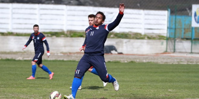 FOTO / JUCĂTORI PANDURII TÂRGU JIU ANTRENAMENT 01.04.2015