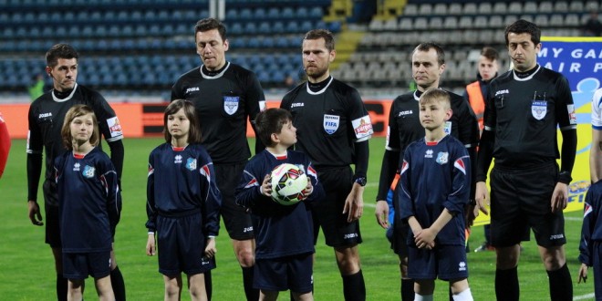 PANDURII TV / PANDURII PLAYER ESCORT MECI PANDURII TÂRGU JIU –  DINAMO BUCUREŞTI