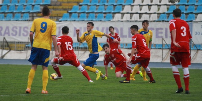 FOTO / TURNEUL DE ZONĂ DE LA CONSTANŢA, GRUPA A: DINAMO – PANDURII   02.05.2015