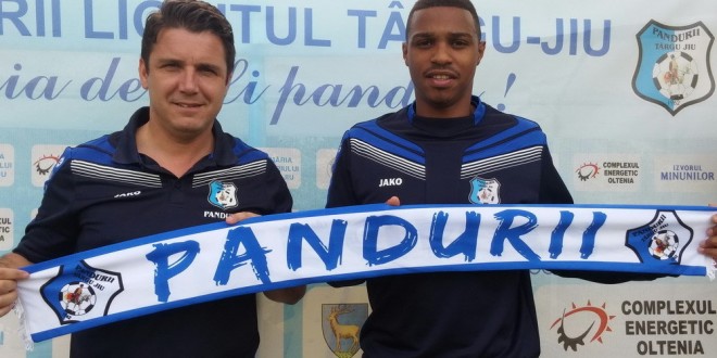 Portughezul Vasco Fernandes, transferat azi de Pandurii Târgu Jiu, a evoluat în campionatele din Spania, Franţa şi Portugalia