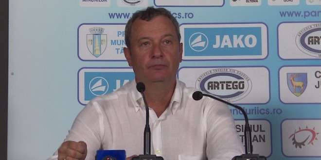 PANDURII TV / CONFERINŢĂ DE PRESĂ MIRCEA REDNIC, MECI PANDURII – DINAMO 29.08.2015