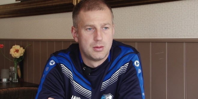 Edward Iordănescu: „Noi nu vrem titlul, vrem să jucăm fotbal şi vrem să fim lăsaţi să jucăm fotbal”