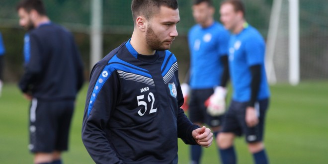 FOTO / Pandurii Târgu Jiu l-a transferat pe căpitanul echipei CS Mioveni, Alexandru Răuţă