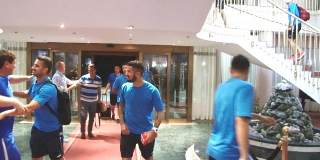 Pandurii s-au instalat la Maribor fără bagajele care sunt aşteptate să ajungă azi în cantonamentul echipei