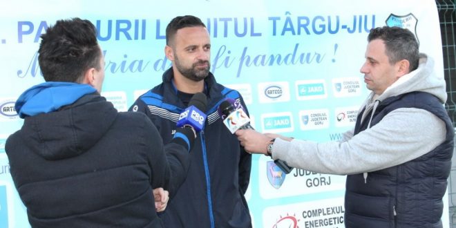 PANDURII TV / INTERVIU AL CĂPITANULUI ECHIPEI PANDURII, RĂZVAN STANCA, ÎN CANTONAMENTUL DIN ANTALYA