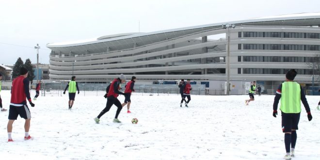 UPDATE / Pandurii Târgu Jiu va susţine marţi primul meci amical din perioada de pregătire: Pandurii – Internaţional Băleşti se va disputa la Târgu Jiu