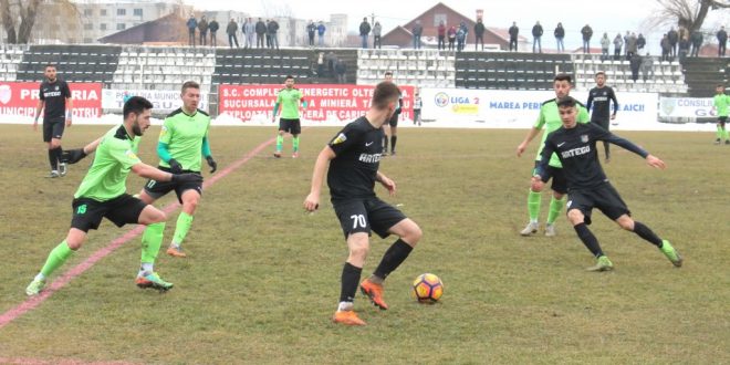 Pandurii Târgu Jiu a debutat în noul an cu o victorie în meciul din etapa a 22-a, scor 1-0 cu Metaloglobus Bucureşti