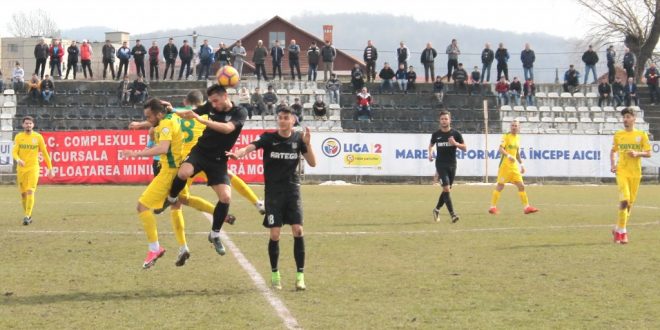 Pandurii Târgu Jiu s-a impus cu scorul de 2-1 în meciul cu CS Mioveni din etapa a 24-a a Ligii a II-a Casa Pariurilor