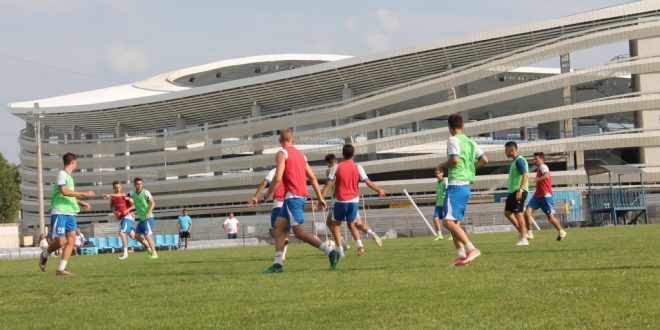 Pandurii Târgu Jiu va disputa mâine după-amiază un meci amical cu Jiul Rovinari