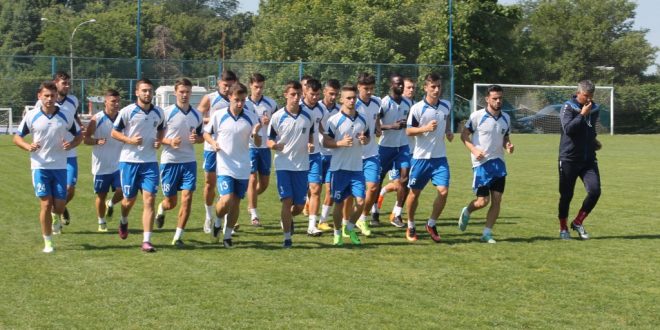 Jucătorii echipei Pandurii efectuează astăzi vizita medicală la Clinica de medicină sportivă din Craiova