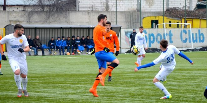 Pandurii Târgu Jiu a pierdut amicalul disputat în week-end cu Flacăra Horezu