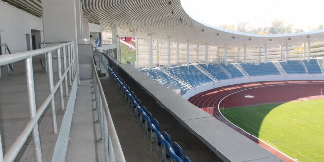 FOTO  / IMAGINI DIN ZONA VIP ŞI DE LA  MASA PRESEI, STADION MUNICIPAL TÂRGU JIU