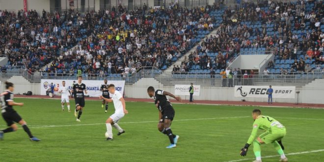Pandurii Târgu Jiu revine pe Stadionul Municipal din Târgu Jiu sâmbătă, 23 noiembrie, şi va juca cu Concordia Chiajna