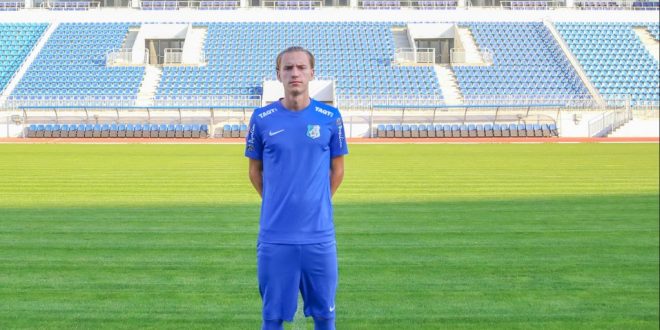 Jucătorul  echipei Pandurii, Ovidiu Rasoveanu, a debutat la naţionala U18 a României în meciul cu Portugalia