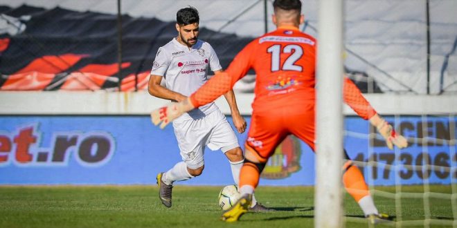 CONVOCARE / Portarul echipei Pandurii Târgu Jiu, Leonard Aldescu, a fost convocat în lotul lărgit al echipei naţionale U 18