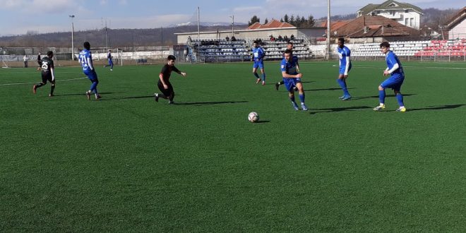 AMICAL / Pandurii Târgu Jiu a pierdut meciul amical disputat în week-end la Craiova