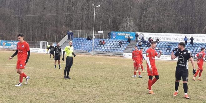 AMICAL / Pandurii Târgu Jiu s-a impus în meciul amical disputat în deplasare cu Viitorul Dăeşti