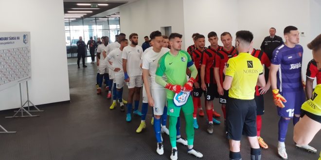 ETAPA A 4-A PLAY-OFF / Pandurii Târgu Jiu a remizat e teren propriu cu CSM Reşiţa, scor 2-2